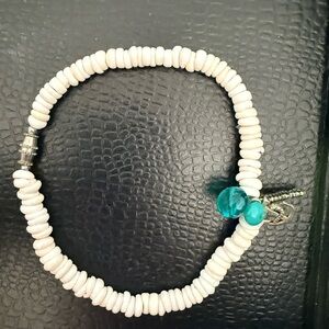 Shell charmed anklet /